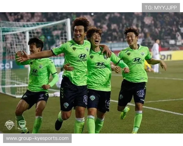 全北现代签约海外前锋加强进攻，全北现代ds足球